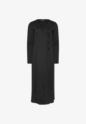 Vestito midi nero a maniche lunghe con scollo a V, stile incrociato sul davanti e tre bottoni frontali sul lato destro.