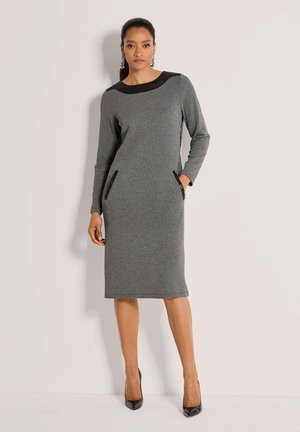 MADELEINE, Gebreide jurk - black graphite