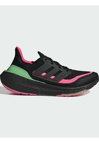 adidas Performance ULTRABOOST LIGHT - Hardloopschoenen voor op de weg - core black   core black   lucid lime