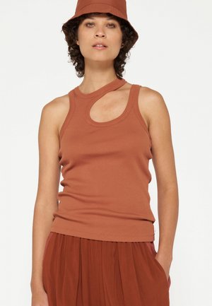 10DAYS CUT OUT  - Top - saddle brown