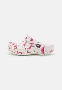 Crocs - CLASSIC POOL PARTY - Chanclas de baño - white - 0