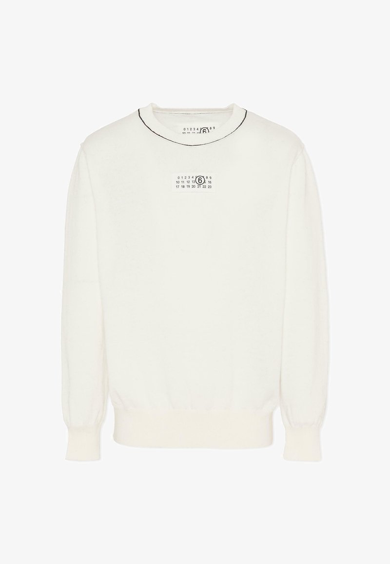 Felpa bianca in tessuto morbido con scollo rotondo e maniche lunghe. Presenta una piccola grafica nera a contrasto sul petto.