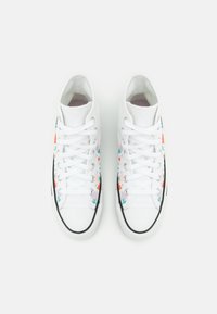 Converse CHUCK TAYLOR ALL STAR biały