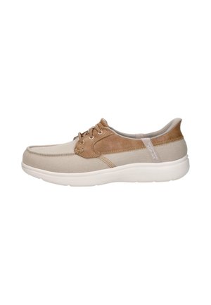 Beige en lichtbruine casual veterschoenen voor heren met een witte zool en een stoffen bovenwerk.
