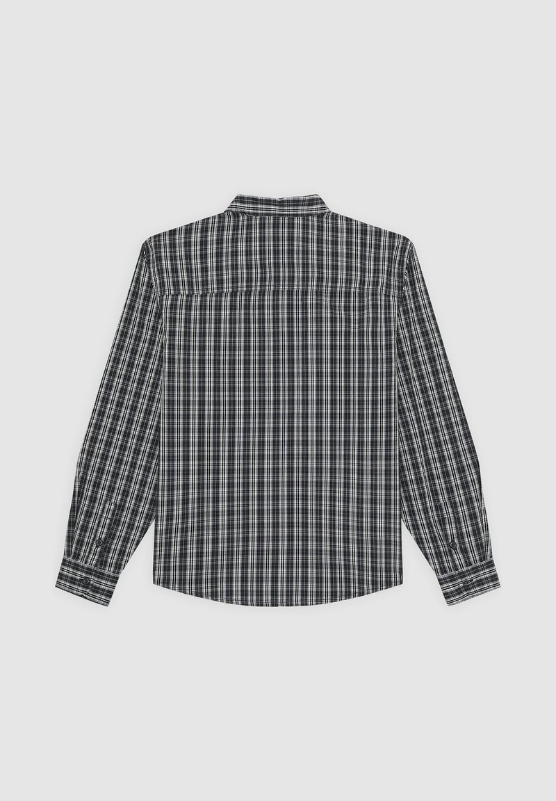 Camicia a maniche lunghe a quadri in blu navy, bianco e grigio chiaro. Presenta polsini con bottoni, colletto classico e orlo dritto. Tessuto in misto cotone.