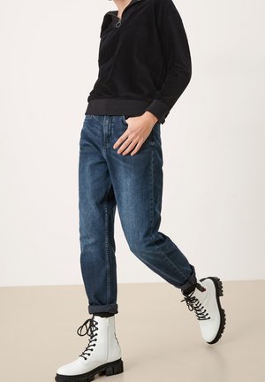 QS, Pullover - black