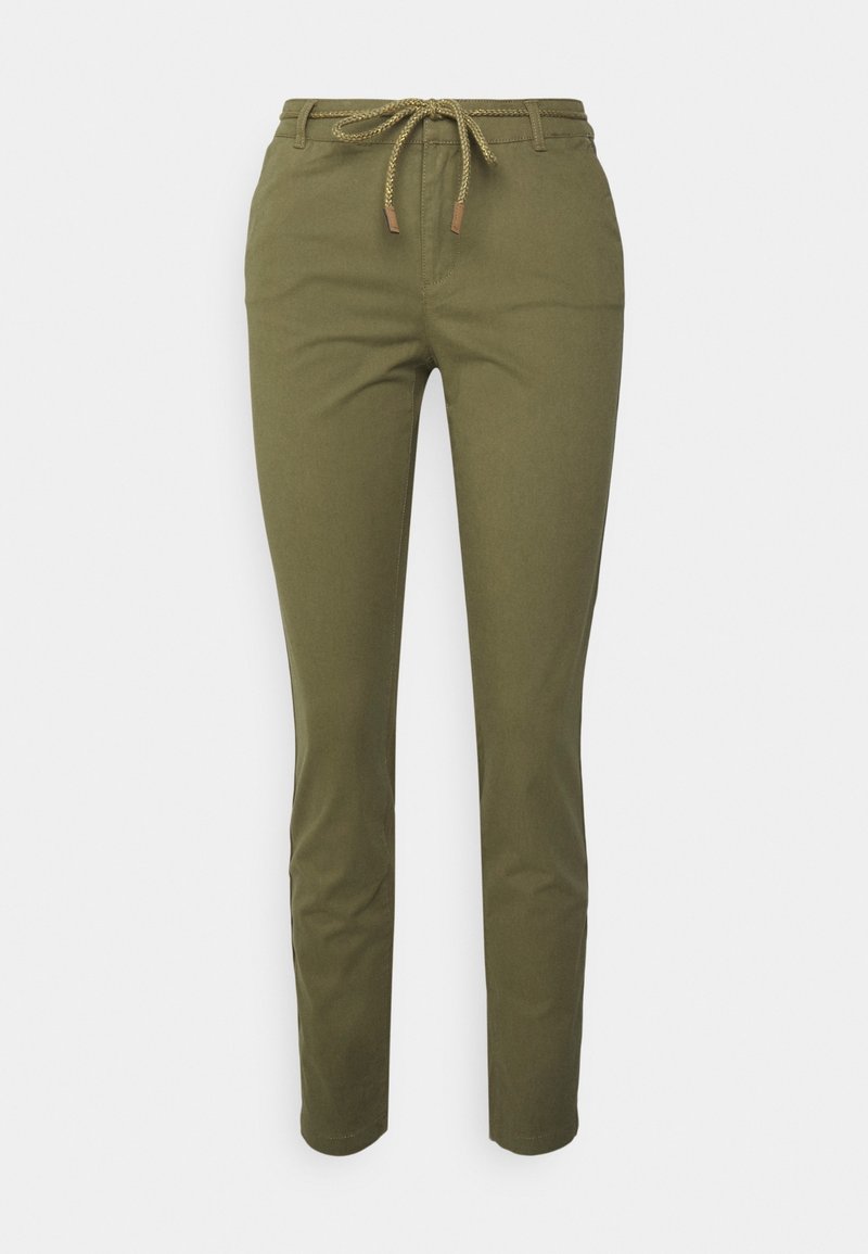 Pantaloni verde oliva realizzati in un tessuto morbido con una vestibilità affusolata. Presentano una vita con coulisse e dettagli di cucitura discreti.