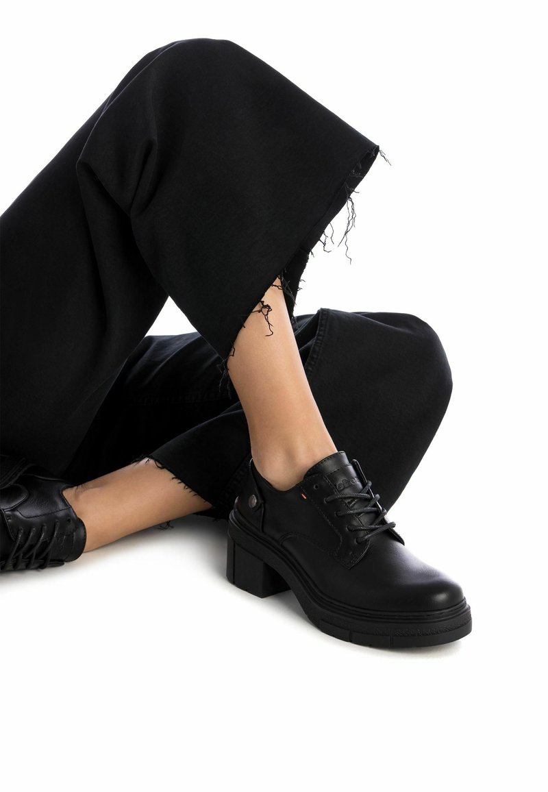 Refresh Zapatos de vestir - black