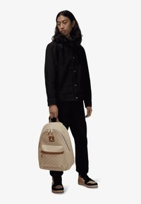 Jordan - JAM MONOGRAM BACKPACK UNISEX - Tagesrucksack - coconut milk Thumbnail-Bild 1