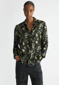LIU JO PRINTED - Nööpidega pluus - black