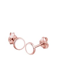 Runde studs i rosaguld med klare, cirkulære sten omkranset af en tynd bezel. Stifterne er standard med sommerfugle-bagsider.