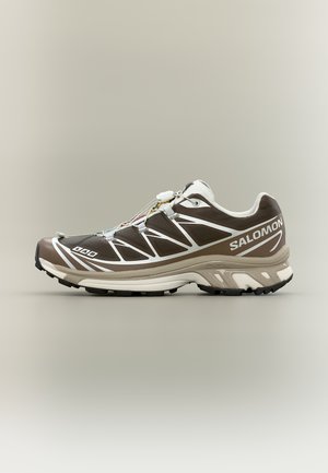 XT 6 UNISEX - Športni copati - earth brown/walnut/footwear silver-coloured