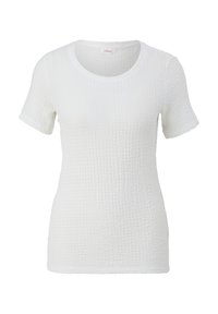 Biała koszulka z krótkim rękawem, wykonana z teksturowanej, pomarszczonej tkaniny, z okrągłym dekoltem i dopasowanym krojem.