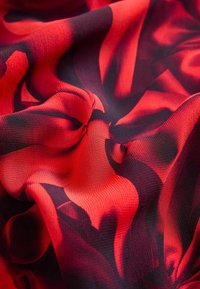 Next REGULAR FIT - Bluse - red bow print
