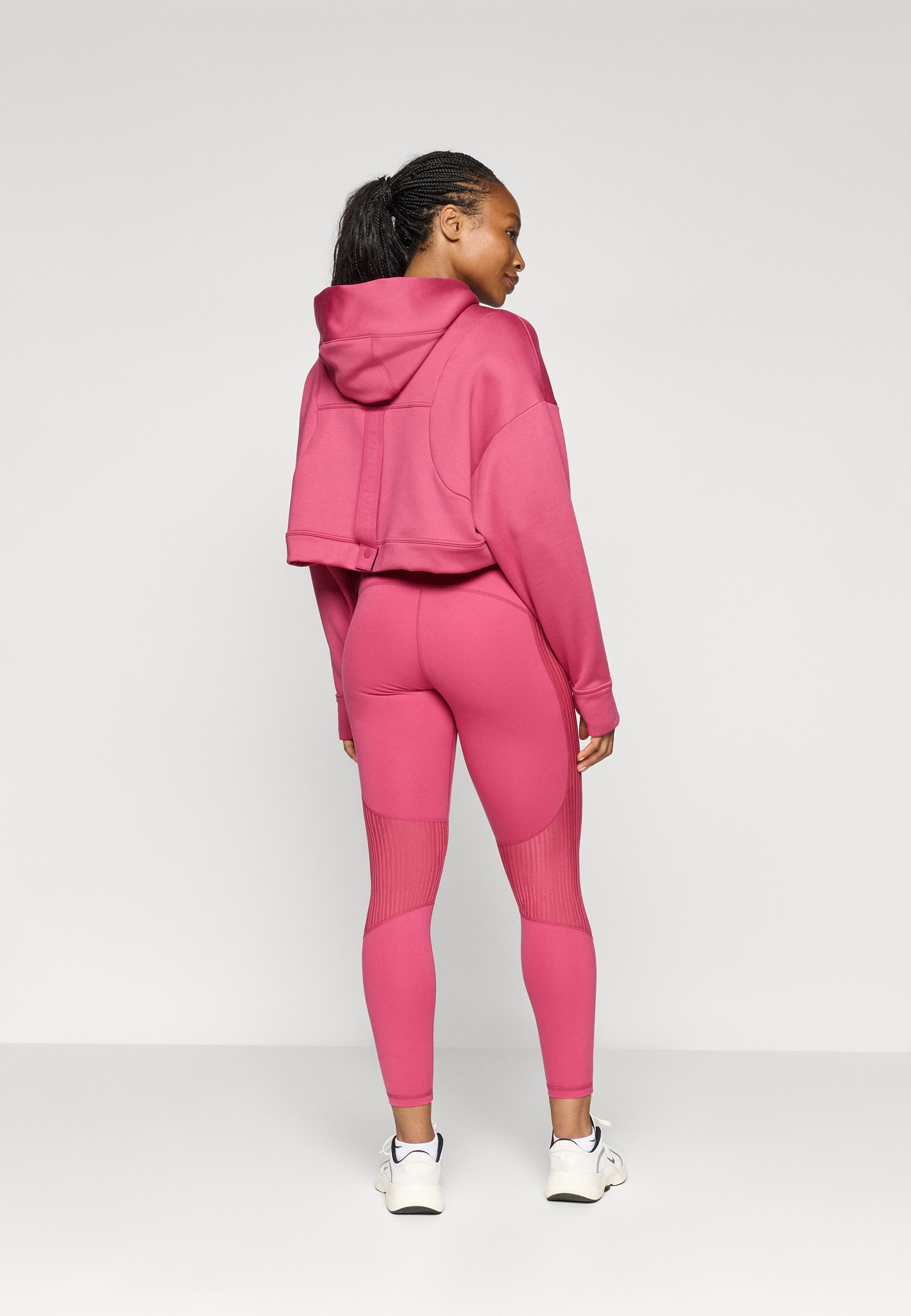 nike leggings and hoodie