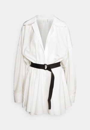 SUPER OVERSIZED FLARED MINI DRESS - Skjortekjole - snow white