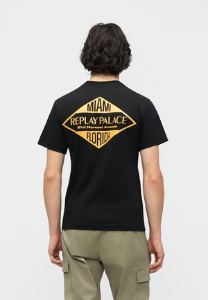 Μπλουζάκι με στάμπα - black