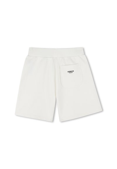 Shorts en coton blanc avec taille à cordon, dotés d'une poche arrière avec le logo "KENZO PARIS" en noir. Texture lisse et coupe décontractée.