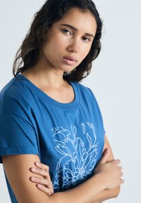 Triumph NIGHTDRESSES  - Nattlinne - midblue