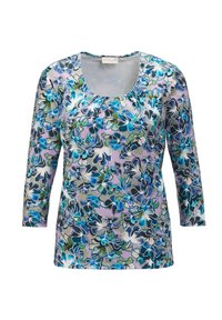 Blumen-langarmshirt mit rundem Halsausschnitt, auf dem ein helllila Hintergrund mit blauen und grünen Blumen bedruckt ist. Weicher Stoff mit glatter Textur.