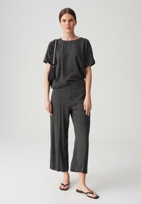 OPUS HIGH RISE CROPPED WIDE FIT - Broek - coal blue