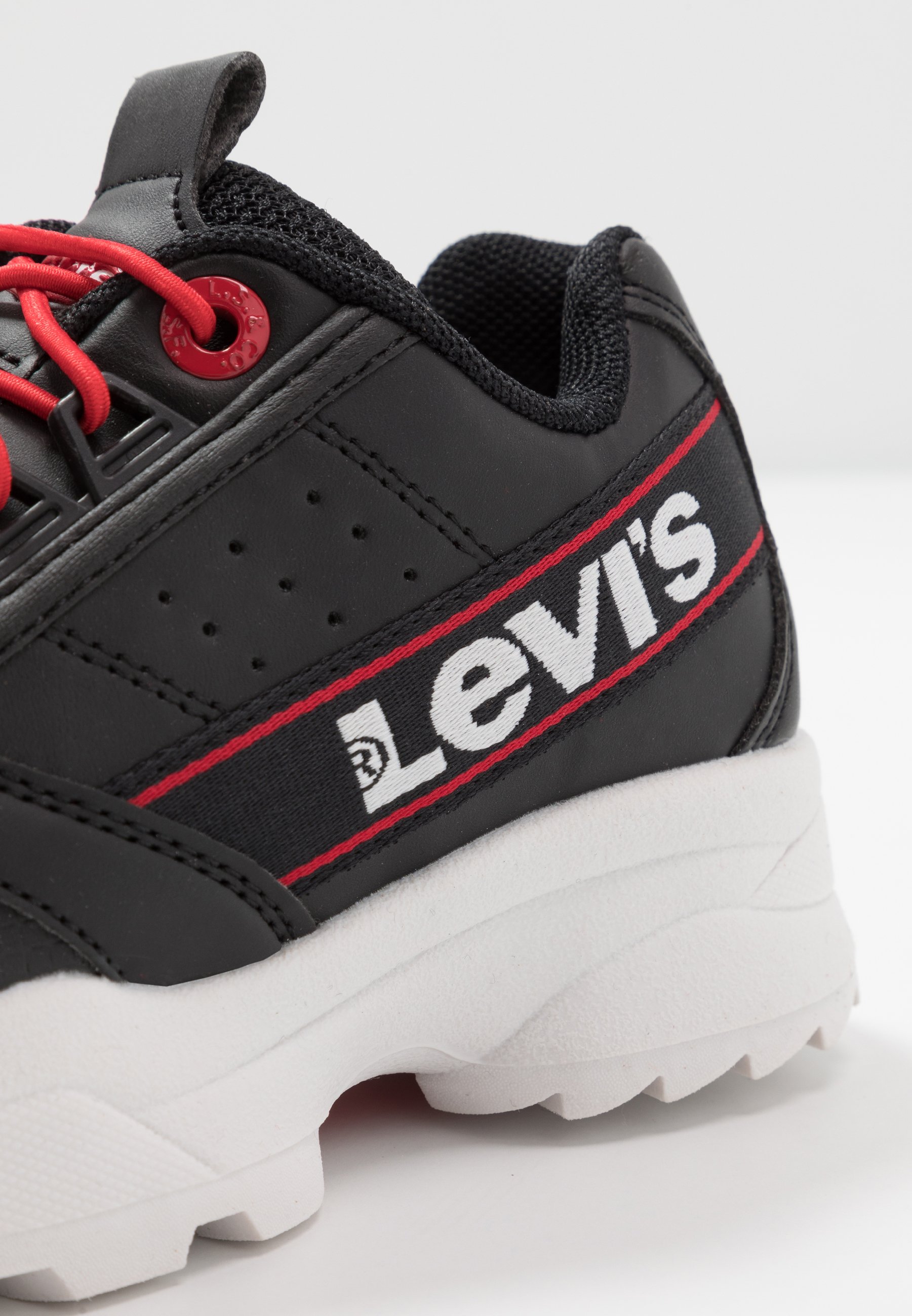 levi's soho trainers