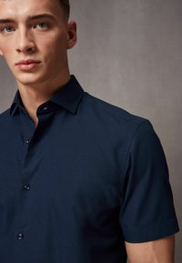 Next SHORT SLEEVE  - REGULAR FIT - Ing - navy blue