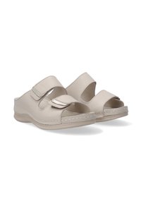 Beige open-toe sandalen met twee verstelbare bandjes, gemaakt van glad synthetisch materiaal, met stikselaccenten en gevoerde zolen.