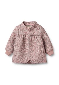 Pikowana kurtka dziecięca w różowym kolorze z teksturowanym kwiatowym wzorem, zapinana na zamek, z prążkowymi mankietami. Posiada dwie boczne kieszenie.