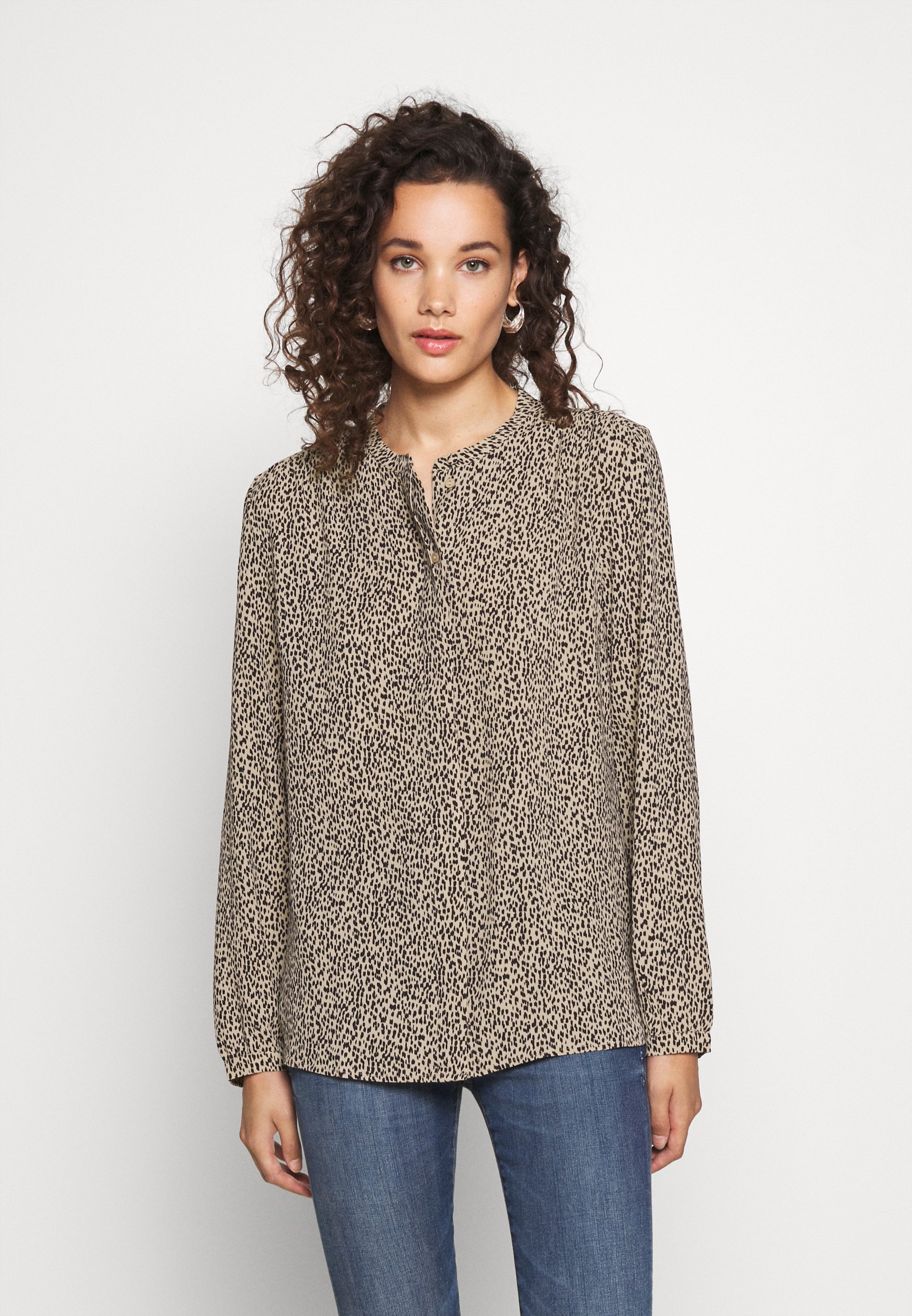 Modström EMILY PRINT SHIRT Skjorte light brownlysebrun Modström FILO PRINT Skjorte maroon grid Zalando.no
