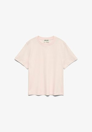Jasnoróżowa krótki rękaw T-shirt wykonany z miękkiego materiału, z okrągłym dekoltem i luźnym krojem, bez wzorów i widocznych elementów metalowych.