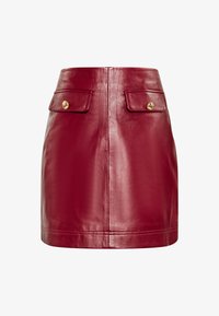 Unausgewählt, burgund