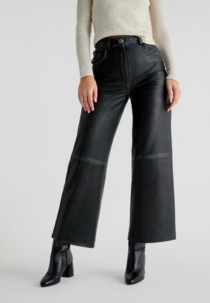 Pantalon en cuir - black