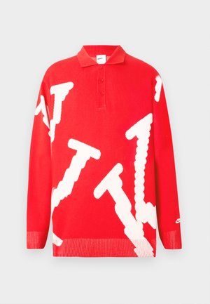 Czerwony dzianinowy sweter z białym wzorem graficznym przypominającym śruby, z kołnierzykiem, trzema guzikami oraz ściągaczami przy mankietach i dole.
