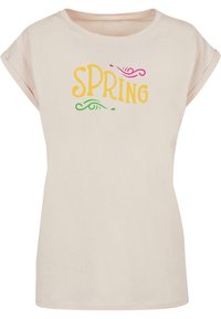 Merchcode SPRING TEXT - EXTENDED SHOULDER - T-shirts med print - whitesand