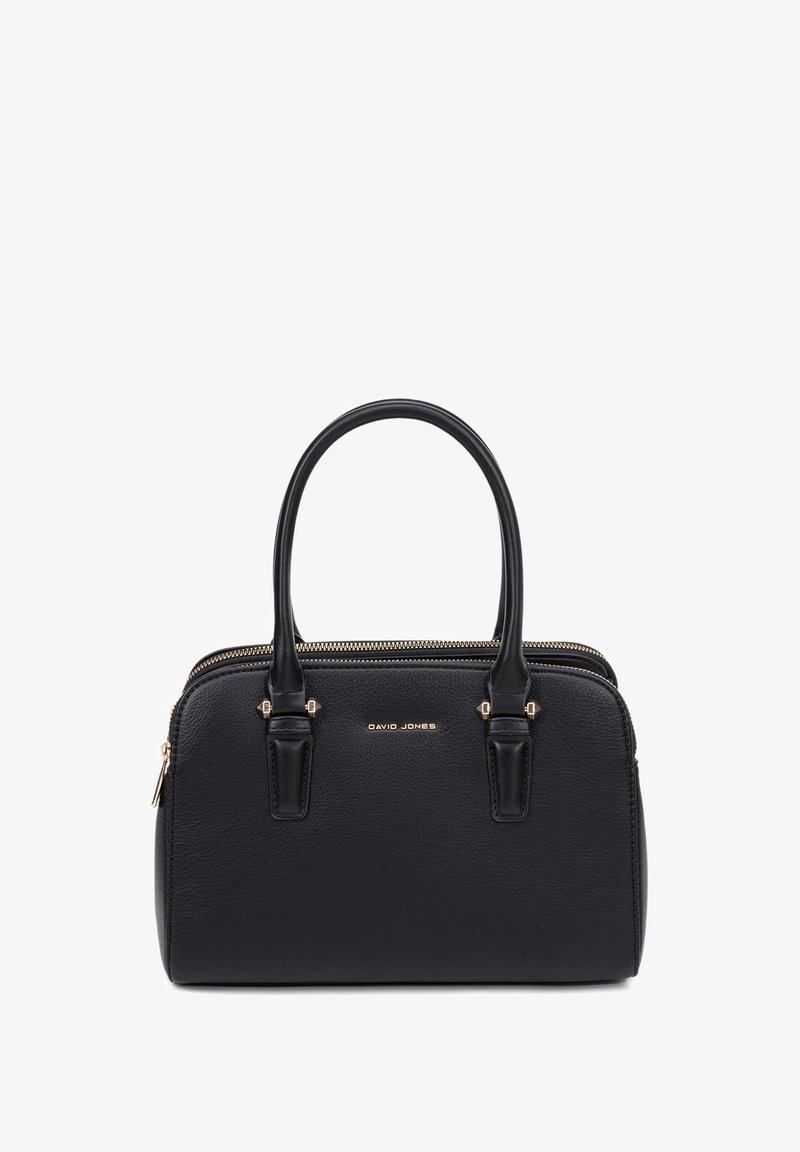 Sac à main en cuir noir avec deux poignées supérieures, fermeture éclair et quincaillerie dorée. Il présente une texture lisse et un logo de la marque sur le devant.