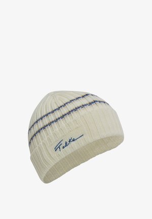Brede gebreide muts in crème met ribbeltextuur, voorzien van blauwe en gouden strepen en een blauw geborduurd logo aan de voorkant.