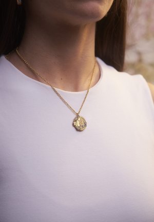 FABLE ENGLAND, FABLE ENGLAND X PETER RABBIT CAMEO LOCKET NECKLACE - Necklace - gold-coloured
