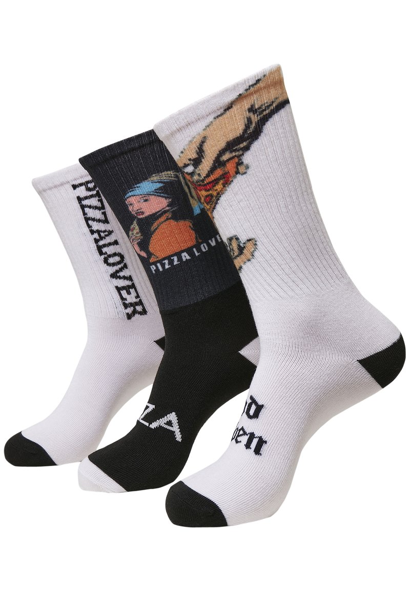 Trzy pary bawełnianych skarpetek: jedna czarna z napisem "PIZZALOVER", jedna biała z graficznym wzorem i jedna biała z logo pizzy.