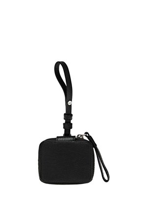 Tech accessory - black
