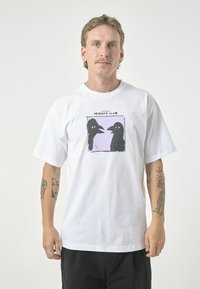 Unselected, white