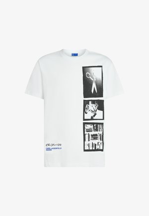 Biały T-shirt z trzema czarno-białymi prostokątnymi nadrukami: nożyczki, osoba trzymająca aparat do zdjęć oraz stos książek.