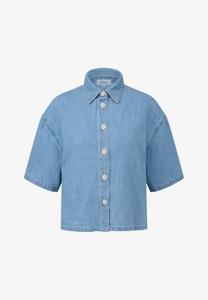 Kortärmelig lichtblauw denim overhemd met knopen, een kraag en zeven witte knopen aan de voorkant.