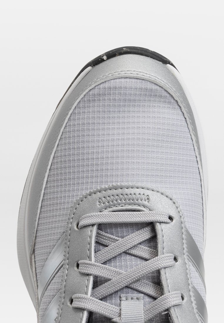 Golfschuh