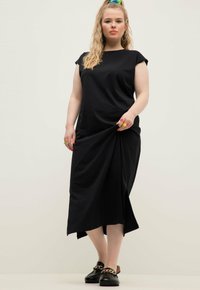 Studio Untold DÉCOLLETÉ ROND FENTE SUR LE CÔTÉ - Žerzejové šaty