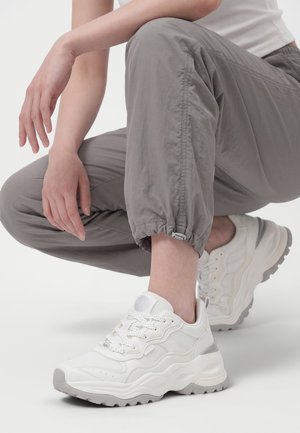 Buffalo, ZERA - Sneaker low - white