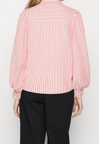 Monki Camicia - red