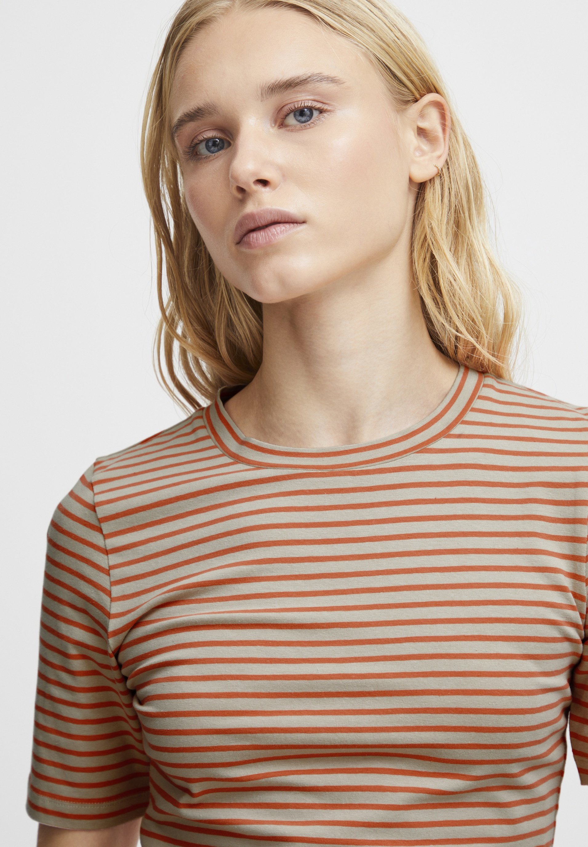 売れ筋商品|||イチ Tシャツ レディース トップス IHMIRA - Print T-shirt - hot coral stripe ICHI IHMIRA - T-Shirt print - hot coral stripe/rot - Zalando.at