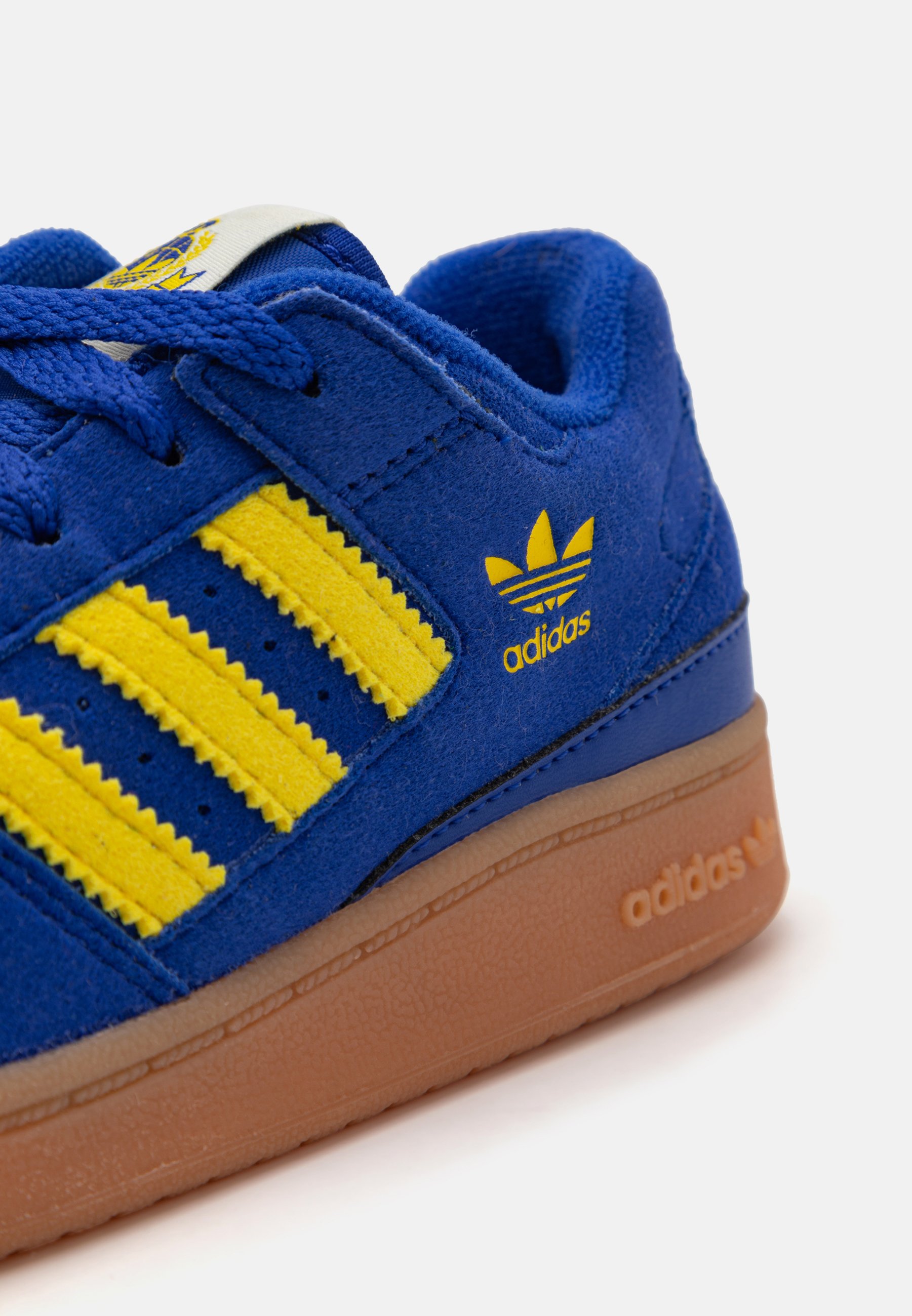 adidas forum low bright blue