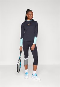 Endless LINE POCKET - Háromnegyedes sportnadrágok - black/grey